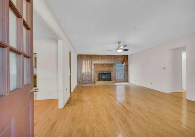 Photo 3 of Single family home for sale at 871 Whispering Way, Winder, GA 30680 | MLS# 7857557 | Listing updated on 2026-10-22