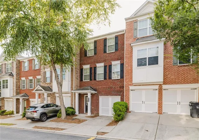 Photo 2 of Townhouse for sale at 2193 Landing Walk Dr, Duluth, GA 30097 | MLS# 7836530 | Listing updated on 2026-09-12