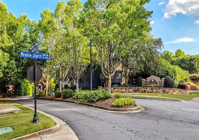 Photo 3 of Townhouse for sale at 2193 Landing Walk Dr, Duluth, GA 30097 | MLS# 7836530 | Listing updated on 2026-09-12