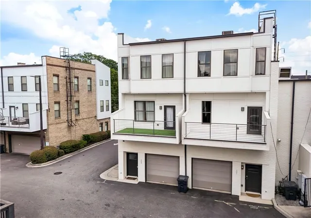 Townhouse for sale at 2030 Main St NW #207, Atlanta, GA 30318 | MLS# 7830224