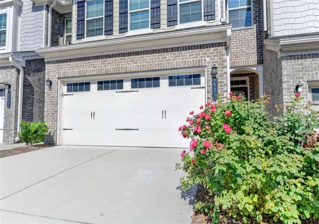 Photo 3 of Townhouse for sale at 1930 Lanier Harbor, Buford, GA 30518 | MLS# 7835360 | Listing updated on 2026-09-11