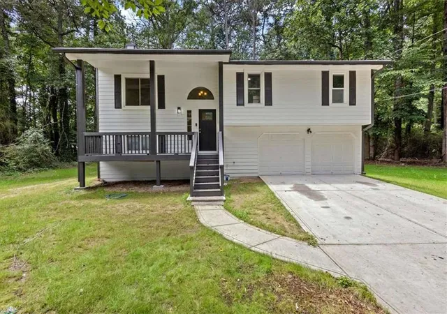Photo 1 of Single family home for sale at 2152 Cedar Crk Ln, Lithia Springs, GA 30122 | MLS# 7830472 | Listing updated on 2026-09-02