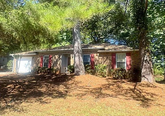 Photo 2 of Sale Pending at 58 Rivercrest Dr, Riverdale, GA 30274 | MLS# 7850413 | Listing updated on 2026-10-27