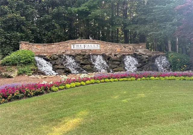 Photo 2 of Single family home for sale at 102 Westmont Way, Tyrone, GA 30290 | MLS# 7794277 | Listing updated on 2026-09-11