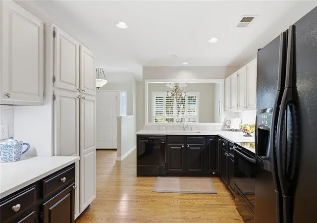 Photo 2 of Townhouse for sale at 4133 Fawn Ct, Marietta, GA 30068 | MLS# 7828995 | Listing updated on 2026-09-16