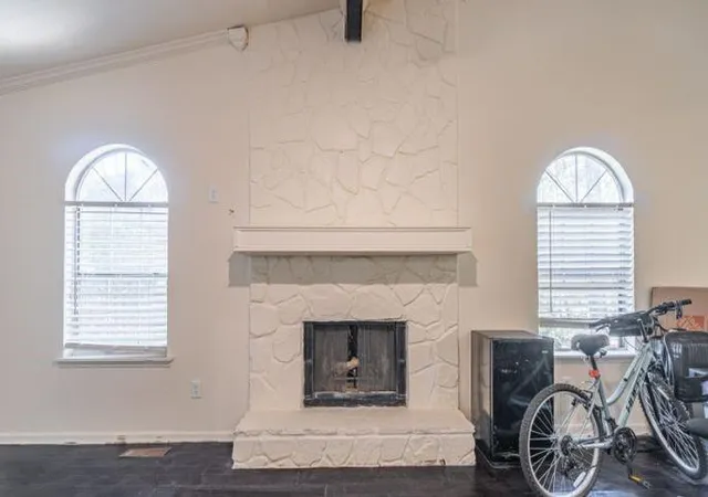 Photo 4 of Single family home for sale at 185 Windhaven Trl, Atlanta, GA 30331 | MLS# 7850068 | Listing updated on 2026-10-25