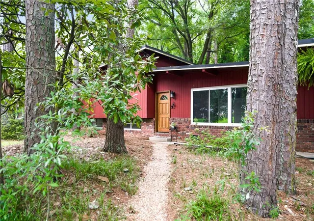 Photo 2 of Single family home for sale at 3439 Chestnut Dr, Atlanta, GA 30340 | MLS# 7805328 | Listing updated on 2026-09-01