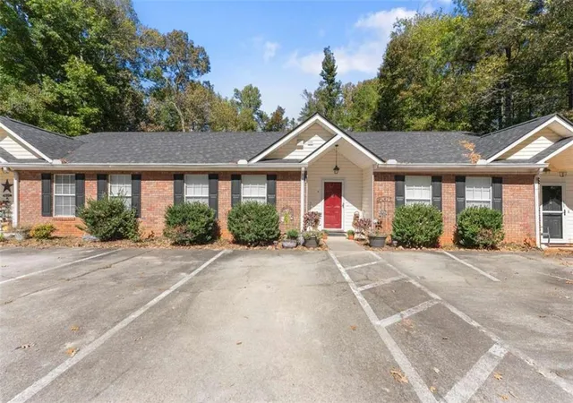 Photo 1 of Condo for sale at 4059 Hidden Holw Dr, Gainesville, GA 30506 | MLS# 7858696 | Listing updated on 2026-10-30