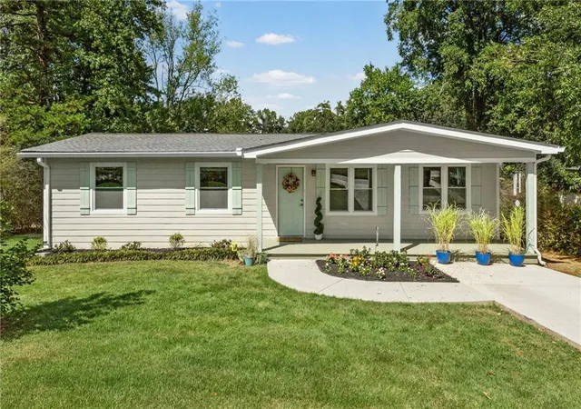 Photo 1 of Sale Pending at 2406 Woodland Dr Nw, Kennesaw, GA 30152 | MLS# 7836787 | Listing updated on 2026-10-04
