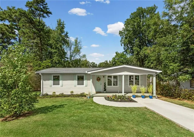 Photo 3 of Sale Pending at 2406 Woodland Dr NW, Kennesaw, GA 30152 | MLS# 7836787 | Listing updated on 2026-10-04