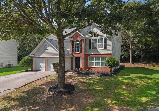 Photo 2 of Single family home for sale at 1442 Hampton View Ct, Marietta, GA 30008 | MLS# 7831510 | Listing updated on 2026-09-13