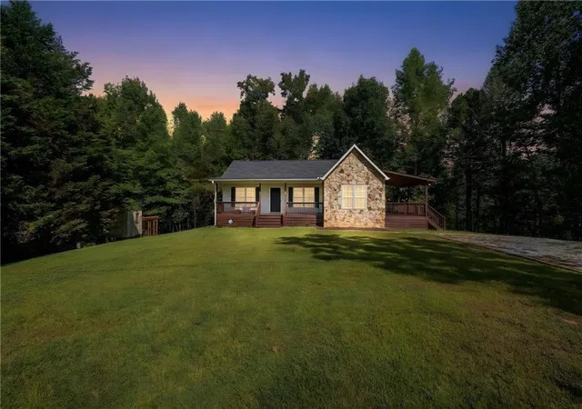 Photo 2 of Sale Pending at 35 Thornwood Ln, Ellijay, GA 30540 | MLS# 7798533 | Listing updated on 2026-09-27