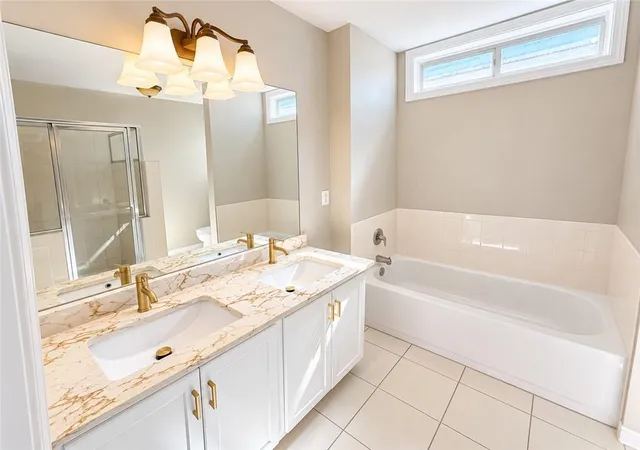 Photo 1 of Single family home for sale at 762 Humphries St SW, Atlanta, GA 30310 | MLS# 7857500 | Listing updated on 2026-10-24