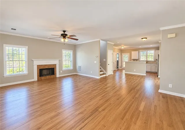 Photo 3 of Single family home for sale at 762 Humphries St SW, Atlanta, GA 30310 | MLS# 7857500 | Listing updated on 2026-10-24
