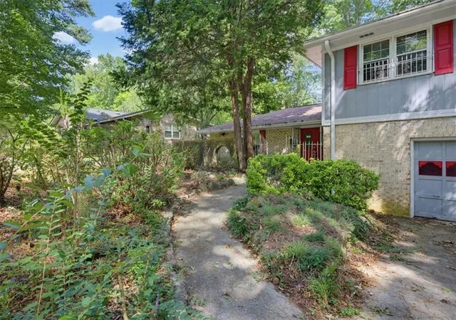 Photo 3 of Single family home for sale at 3594 Ale Cir, Atlanta, GA 30344 | MLS# 7803348 | Listing updated on 2026-09-10