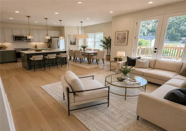 Photo 2 of Single family home for sale at 185 Wadley St Nw, Atlanta, GA 30314 | MLS# 7835261 | Listing updated on 2026-09-11
