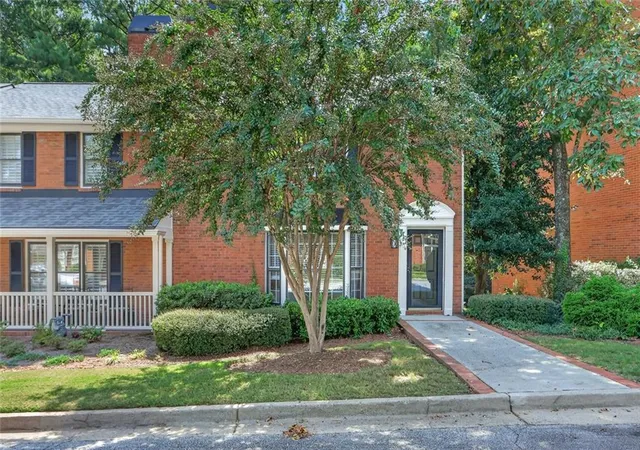 Photo 2 of Townhouse for sale at 3100 Vinings Ridge Dr Se, Atlanta, GA 30339 | MLS# 7840404 | Listing updated on 2026-09-24