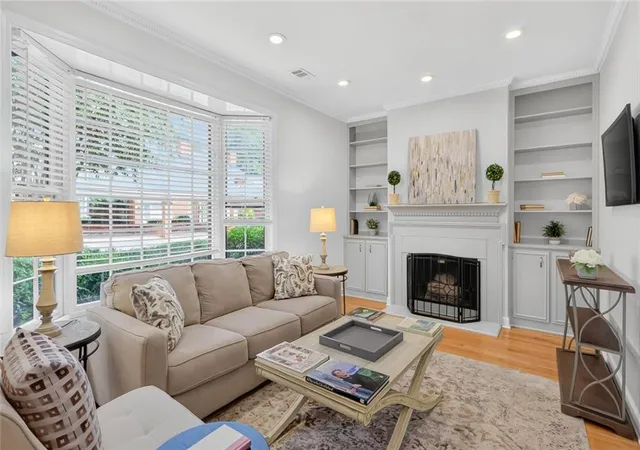 Photo 3 of Townhouse for sale at 3100 Vinings Ridge Dr Se, Atlanta, GA 30339 | MLS# 7840404 | Listing updated on 2026-09-24