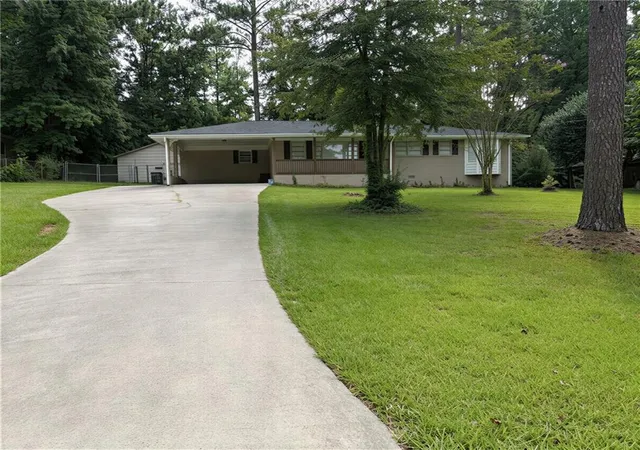 Photo 2 of Single family home for sale at 6677 Songwood Dr, Austell, GA 30168 | MLS# 7828310 | Listing updated on 2026-09-17