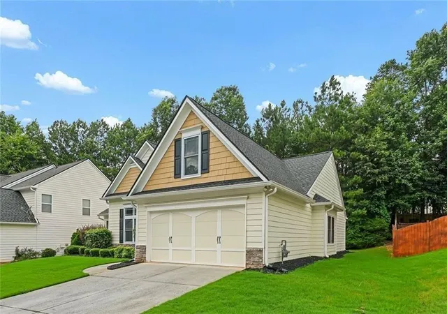 Photo 2 of Sale Pending at 2300 Village Green Dr, Fairburn, GA 30213 | MLS# 7803898 | Listing updated on 2026-09-16