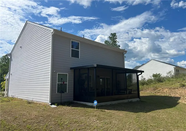 Photo 4 of Single family home for sale at 224 Dream Catcher Dr, Lizella, GA 31052 | MLS# 7833560 | Listing updated on 2026-09-10