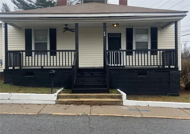 Photo 1 of Single family home for sale at 52 Ivy St, Porterdale, GA 30014 | MLS# 7732476 | Listing updated on 2026-10-08