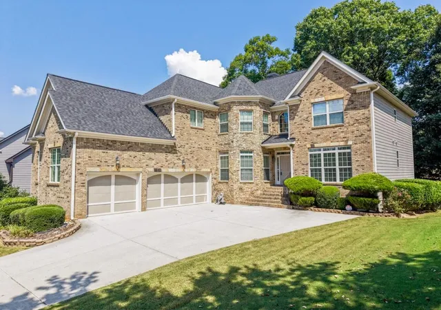 Photo 2 of Single family home for sale at 8915 Maple Run Trl, Gainesville, GA 30506 | MLS# 7832170 | Listing updated on 2026-09-05