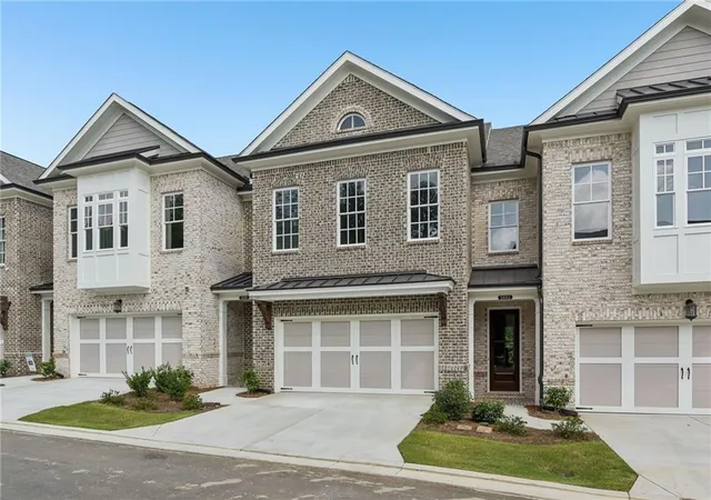 Photo 2 of Townhouse for sale at 5677 Broad River View #437, Peachtree Corners, GA 30092 | MLS# 7840786 | Listing updated on 2026-10-03
