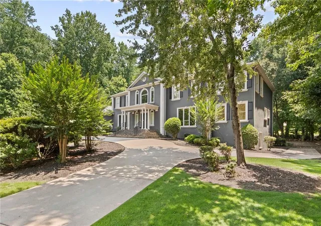 Photo 2 of Single family home for sale at 335 Birkdale Dr, Fayetteville, GA 30215 | MLS# 7858716 | Listing updated on 2026-10-24