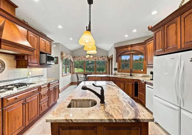 Photo 4 of Single family home for sale at 178 Starlight Ln, Blairsville, GA 30512 | MLS# 7836772 | Listing updated on 2026-09-15