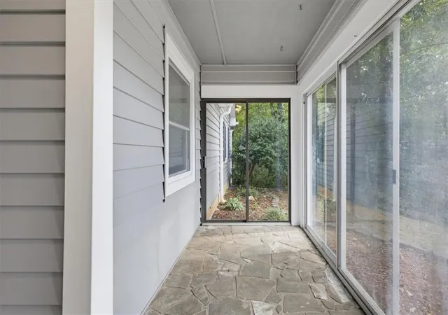 Photo 3 of Single family home for sale at 2805 Varlet Ct, Snellville, GA 30039 | MLS# 7835482 | Listing updated on 2026-09-12