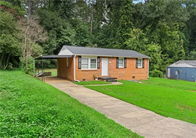 Photo 3 of Single family home for sale at 376 Cologne Dr SE, Atlanta, GA 30354 | MLS# 7839906 | Listing updated on 2026-09-21