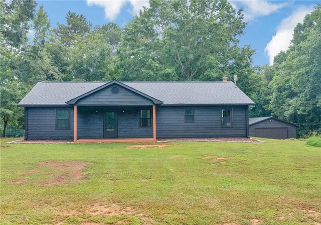 Photo 1 of Single family home for sale at 1301 Marshall Store Rd, Watkinsville, GA 30677 | MLS# 7831082 | Listing updated on 2026-09-09