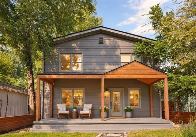Photo 1 of Single family home for sale at 61 Chester Ave Se, Atlanta, GA 30316 | MLS# 7837734 | Listing updated on 2026-09-26