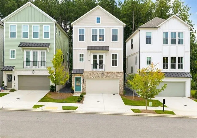Photo 1 of Single family home for sale at 102 Pinecone Pkwy, Alpharetta, GA 30022 | MLS# 7833982 | Listing updated on 2026-09-14
