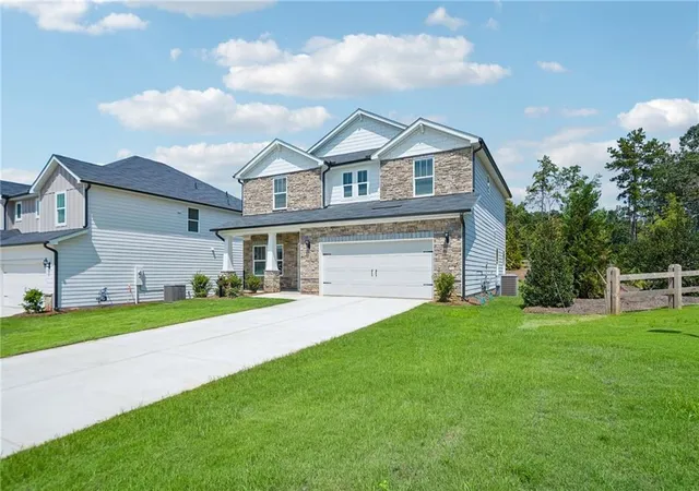 Photo 4 of Sale Pending at 5557 Cabernet Ln, Buford, GA 30519 | MLS# 7798959 | Listing updated on 2026-09-02