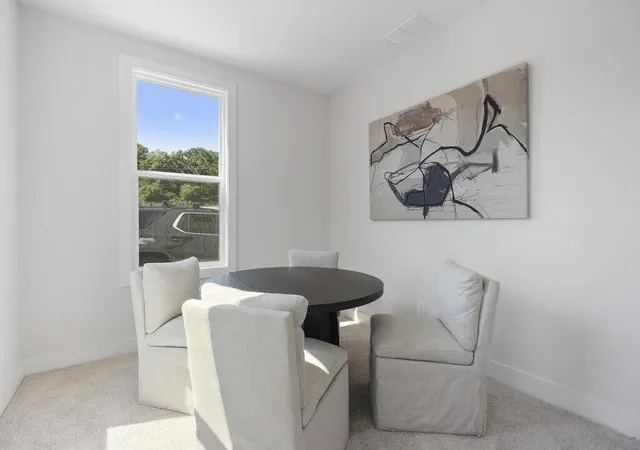 Photo 3 of Townhouse for sale at 498 Burroughs St Se #323, Atlanta, GA 30315 | MLS# 7837554 | Listing updated on 2026-09-27