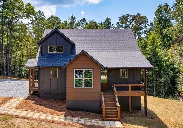 Photo 1 of Single family home for sale at 284 Banks Rd, Ellijay, GA 30540 | MLS# 7831023 | Listing updated on 2026-09-11