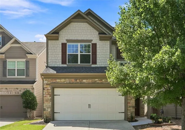 Photo 1 of Single family home for sale at 2710 Gold Crk, Cumming, GA 30041 | MLS# 7789784 | Listing updated on 2026-09-15