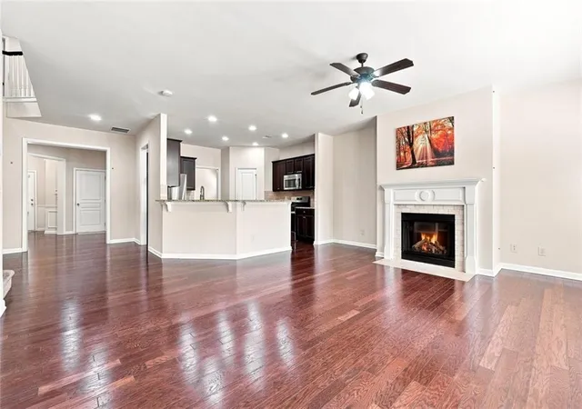 Photo 4 of Single family home for sale at 2710 Gold Crk, Cumming, GA 30041 | MLS# 7789784 | Listing updated on 2026-09-15