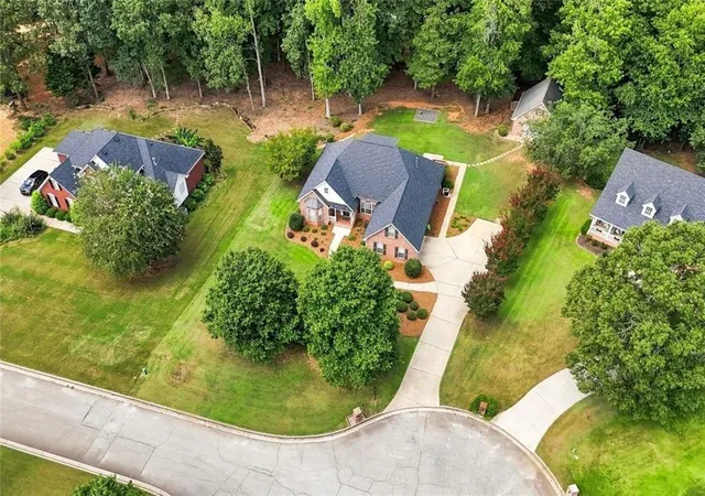 Photo 3 of Single family home for sale at 4149 Alayna Lee Cir, Mcdonough, GA 30252 | MLS# 7830789 | Listing updated on 2026-09-13