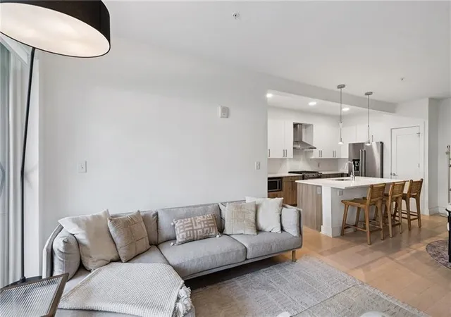 Photo 3 of Condo for sale at 775 Juniper St NE #319, Atlanta, GA 30308 | MLS# 7833160 | Listing updated on 2026-09-05