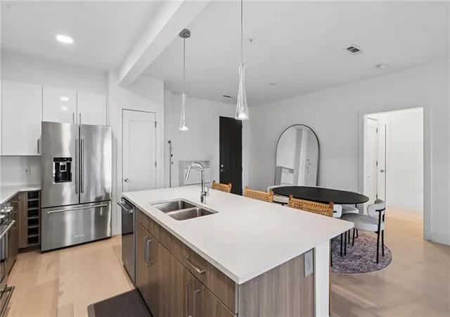 Photo 4 of Condo for sale at 775 Juniper St NE #319, Atlanta, GA 30308 | MLS# 7833160 | Listing updated on 2026-09-05