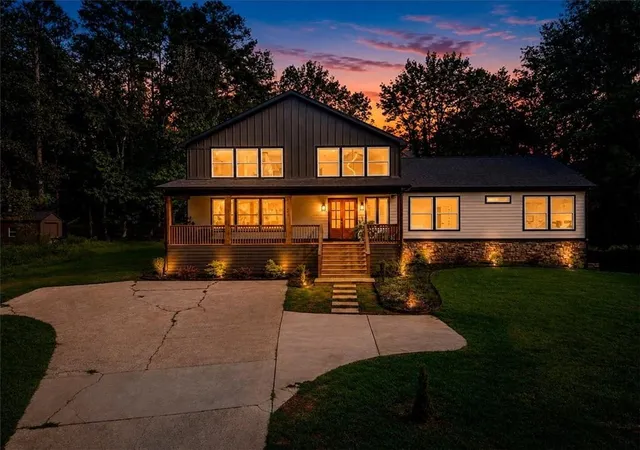Photo 1 of Single family home for sale at 170 Lakeview Ln, Fayetteville, GA 30214 | MLS# 7820537 | Listing updated on 2026-10-21