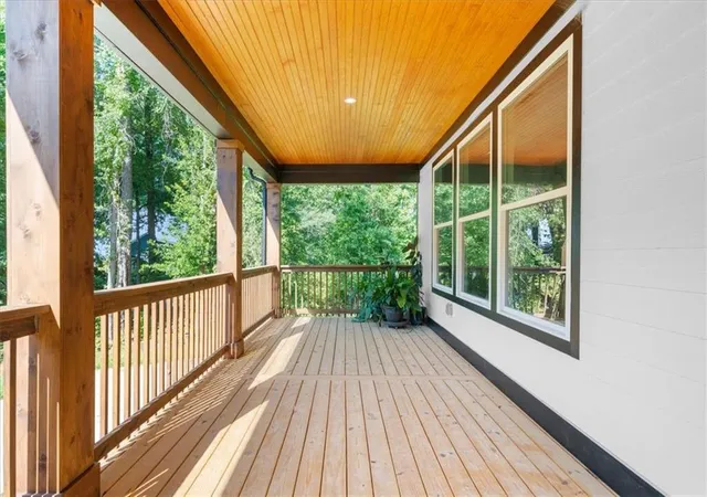 Photo 4 of Single family home for sale at 170 Lakeview Ln, Fayetteville, GA 30214 | MLS# 7820537 | Listing updated on 2026-10-21