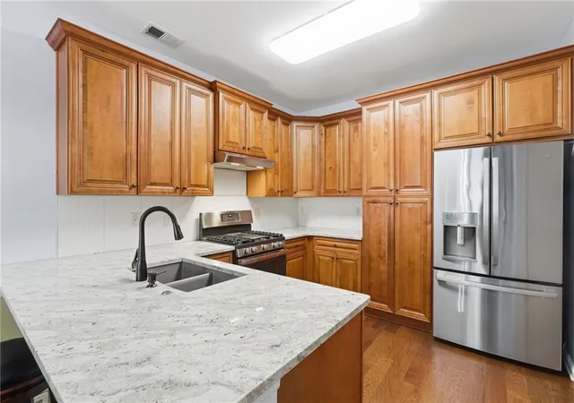 Photo 4 of Single family home for sale at 303 Garden Cir, Canton, GA 30114 | MLS# 7860642 | Listing updated on 2026-10-30