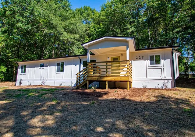 Photo 1 of Sale Pending at 227 Garden Lake Dr, Carrollton, GA 30116 | MLS# 7831098 | Listing updated on 2026-09-09