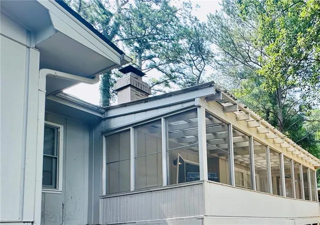 Photo 4 of Single family home for sale at 177 Old Rosser Rd SW, Stone Mountain, GA 30087 | MLS# 7831364 | Listing updated on 2026-09-03