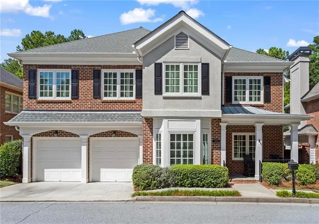 Photo 2 of Single family home for sale at 1138 Fairway Gdns Ne, Brookhaven, GA 30319 | MLS# 7835488 | Listing updated on 2026-09-20