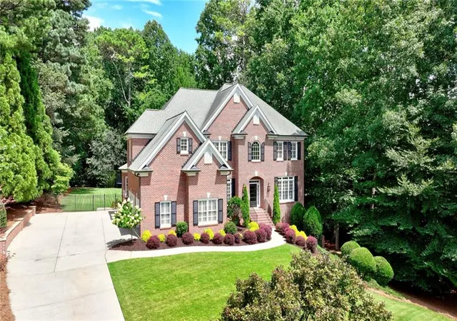 Photo 2 of Single family home for sale at 720 Lake Mist Cvs, Alpharetta, GA 30004 | MLS# 7786427 | Listing updated on 2026-10-08